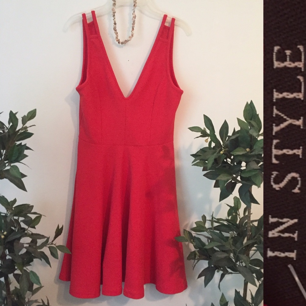 NWT In Style Skater Dress Size Medium